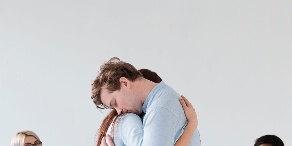 lateral-view-rehab-patients-embracing-1 quality addiction recovery in utah
